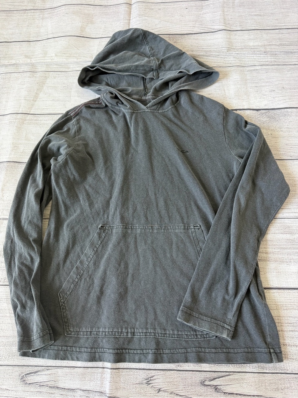 Rvca long sleeve hooded tee